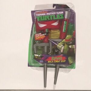 TMNT Nickelodeon Raphael Ninja Combat Gear( NIB). Some Wear On Box